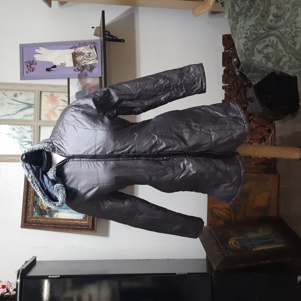 Weatherproof Coat sz Small Gray Hooded Medium Winter zip up Mid Thigh b17